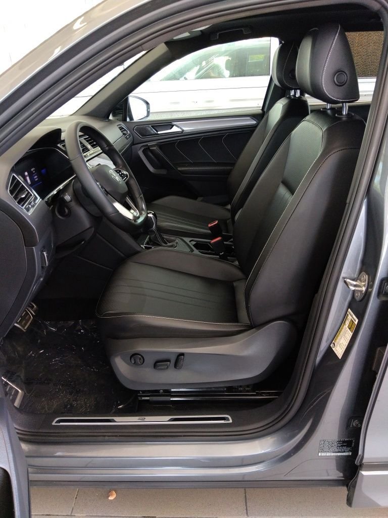 Certified Used 2023 Gray Volkswagen 2.0T SE R-Line Black image 10