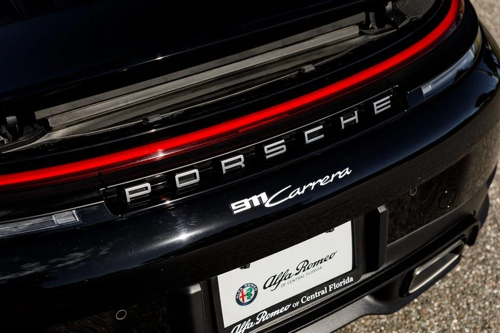 2025 Porsche 911 T - Photo 9