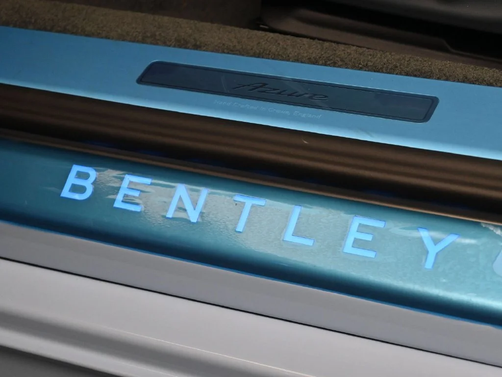 Used 2026  Bentley V8 image 20