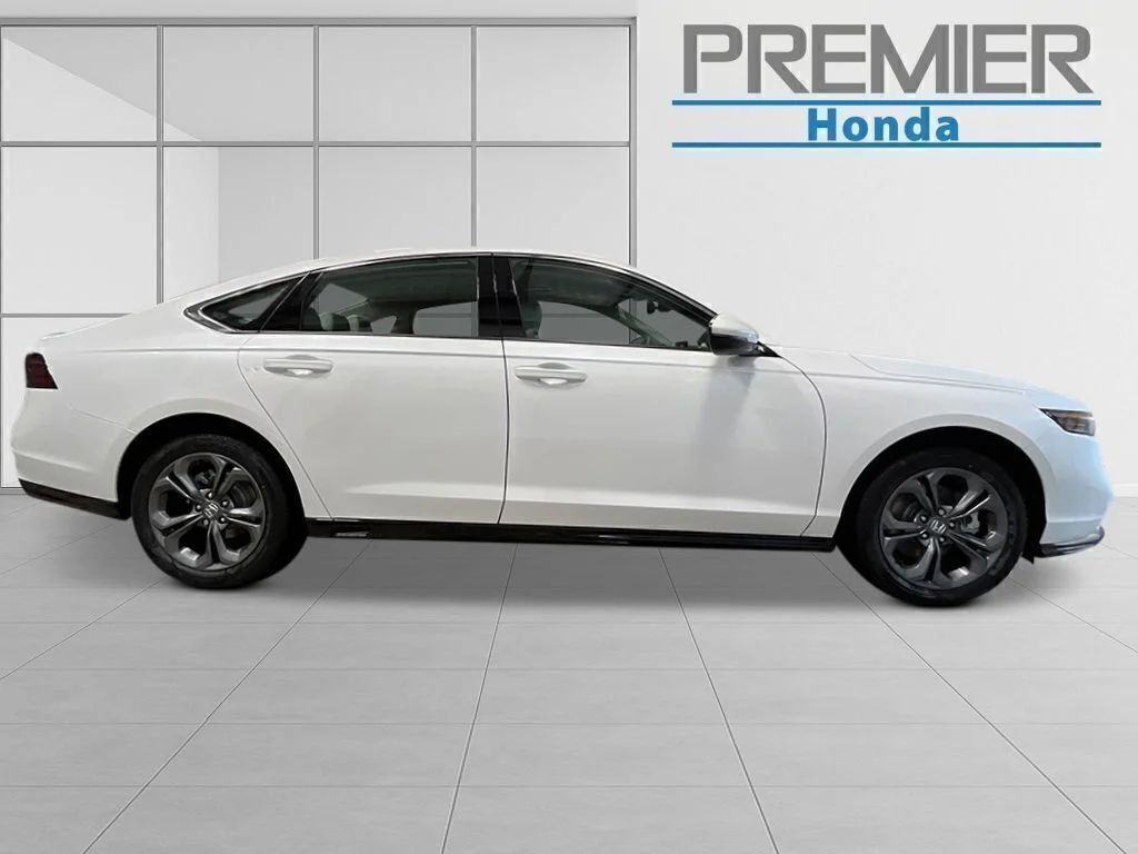 New 2026 White Honda EX-L image 8