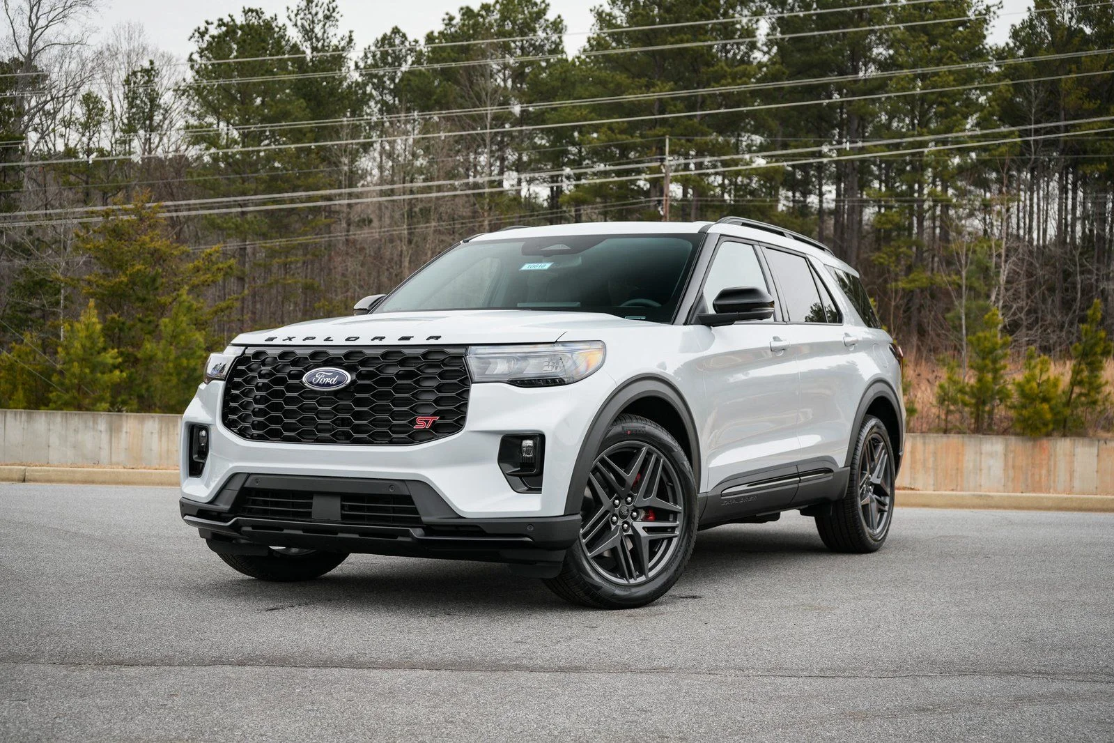 2026 Ford Explorer ST 4WD's photo