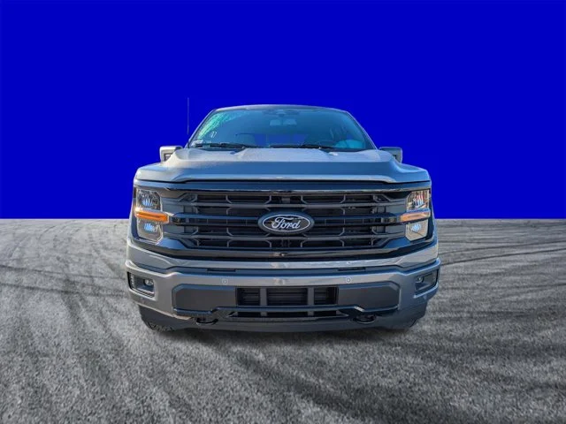 New 2026 Carbonized Gray Metallic Ford XLT image 9