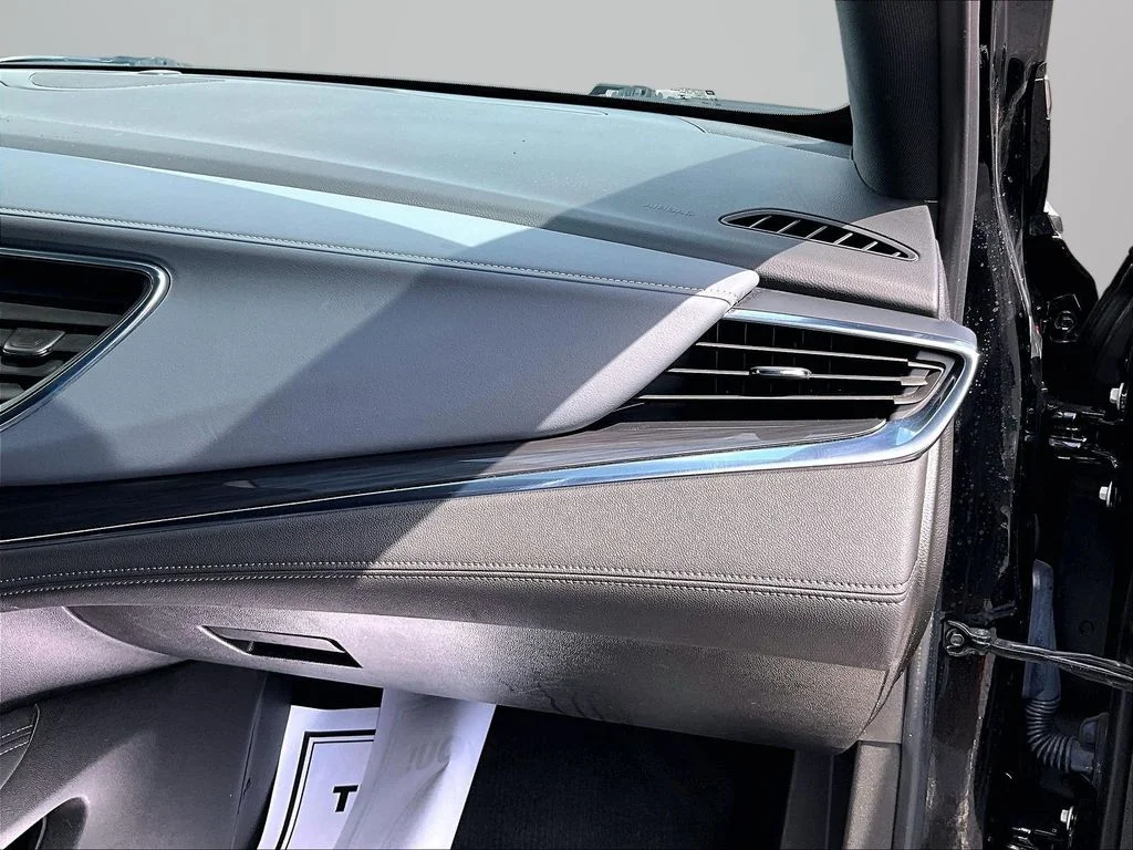 Used 2023 Black Buick Essence image 16