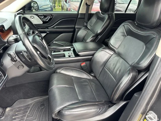 Used 2020 Gray Lincoln Reserve image 20