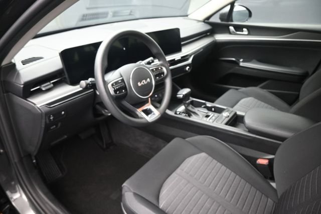 Used 2025 Gray Kia LXS image 18