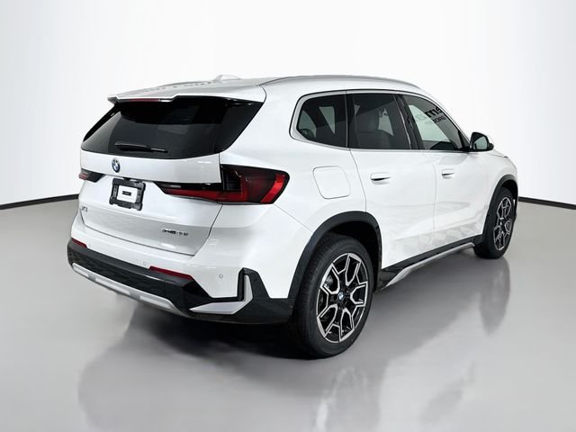 New 2027  BMW xDrive28i image 7