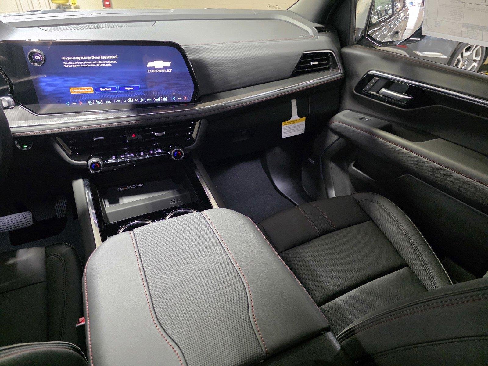 2027 Chevrolet Suburban RST - Photo 19