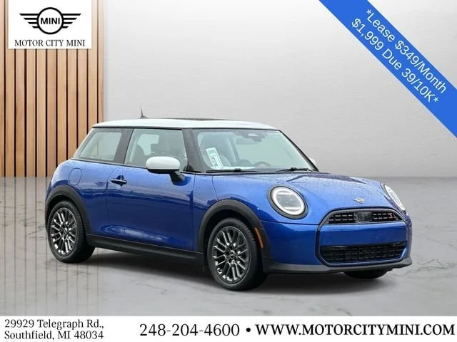 2025 MINI Hardtop Cooper S Signature's photo