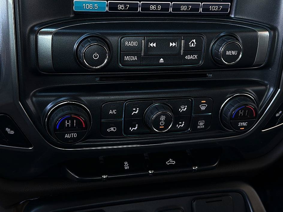 Used 2018 Deep Ocean Blue Metallic Chevrolet LT image 14
