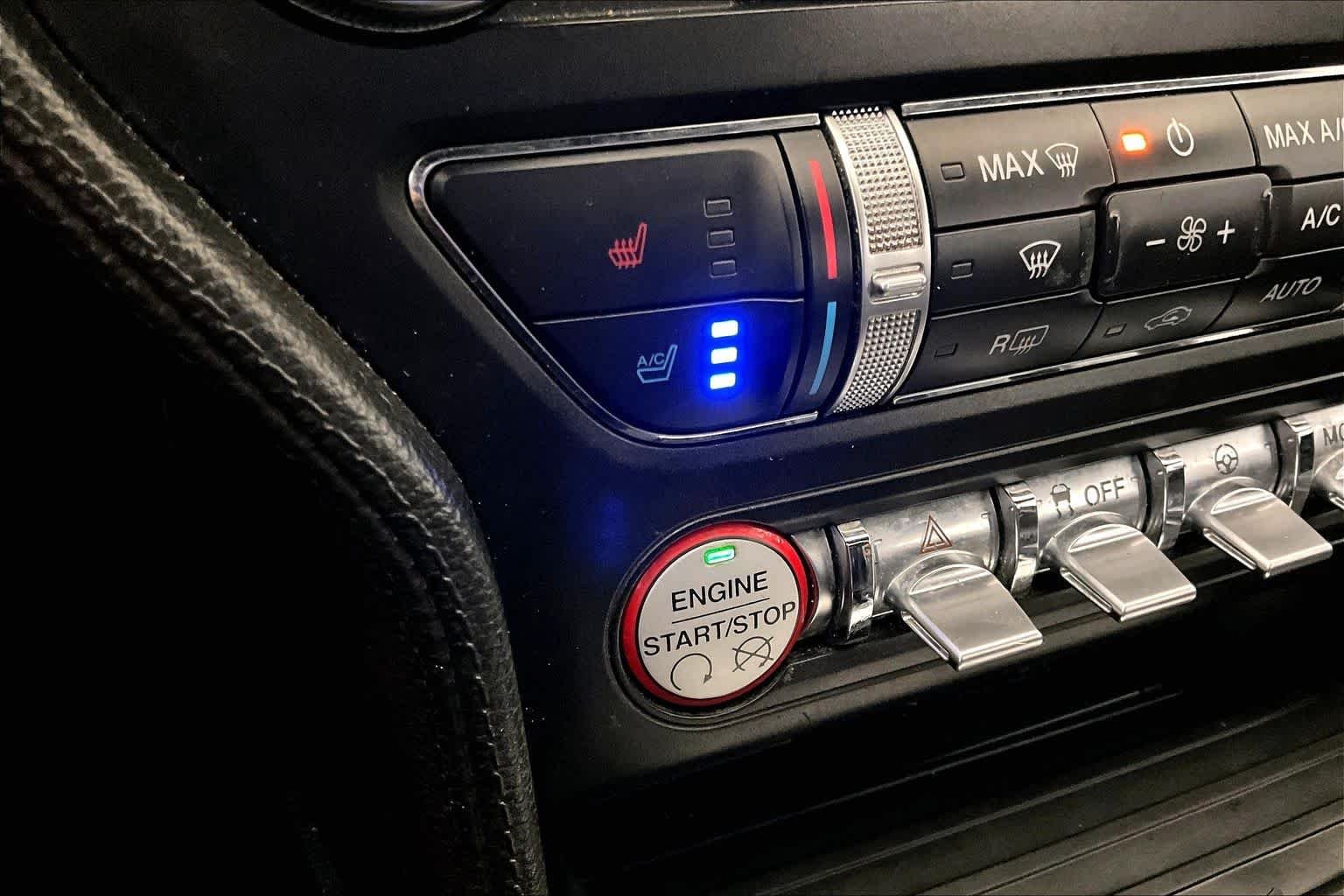 Used 2015 Oxford White Ford EcoBoost Premium image 29