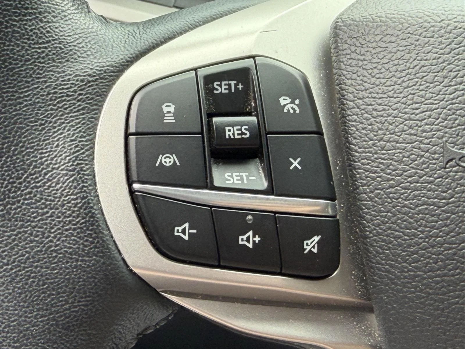 Used 2023 Carbonized Gray Ford XLT image 6