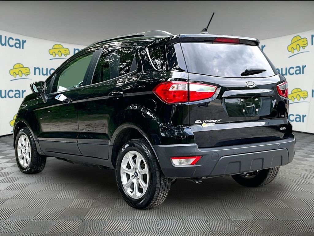 Used 2019 Shadow Black Ford SE image 4