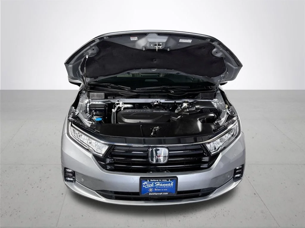 Used 2023 Silver Honda Elite image 22