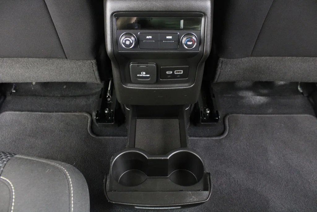 Used 2023 Black GMC SLE image 17
