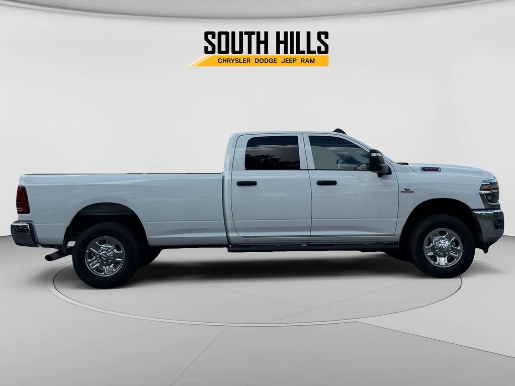 2026 RAM 3500 Tradesman - Photo 6