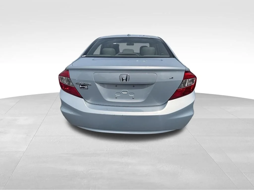 Used 2012  Honda EX-L image 5