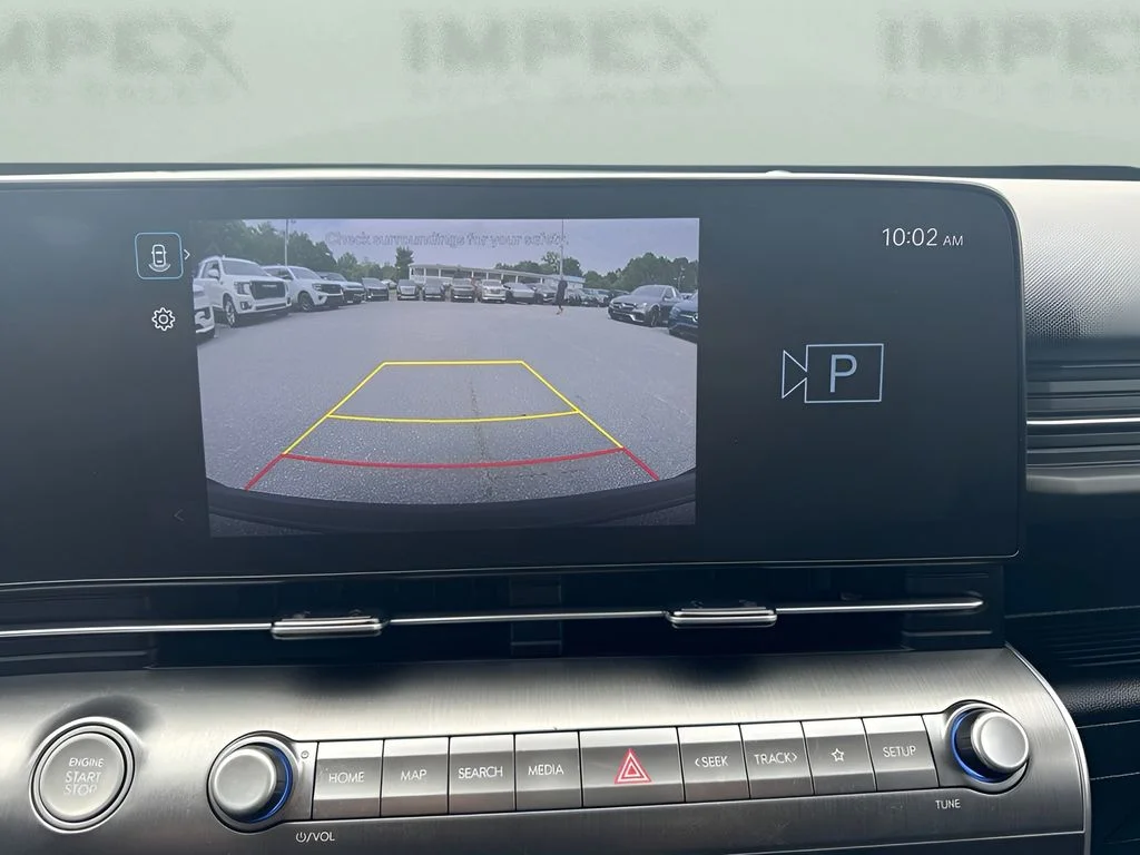 Used 2024 Black Hyundai SEL image 11