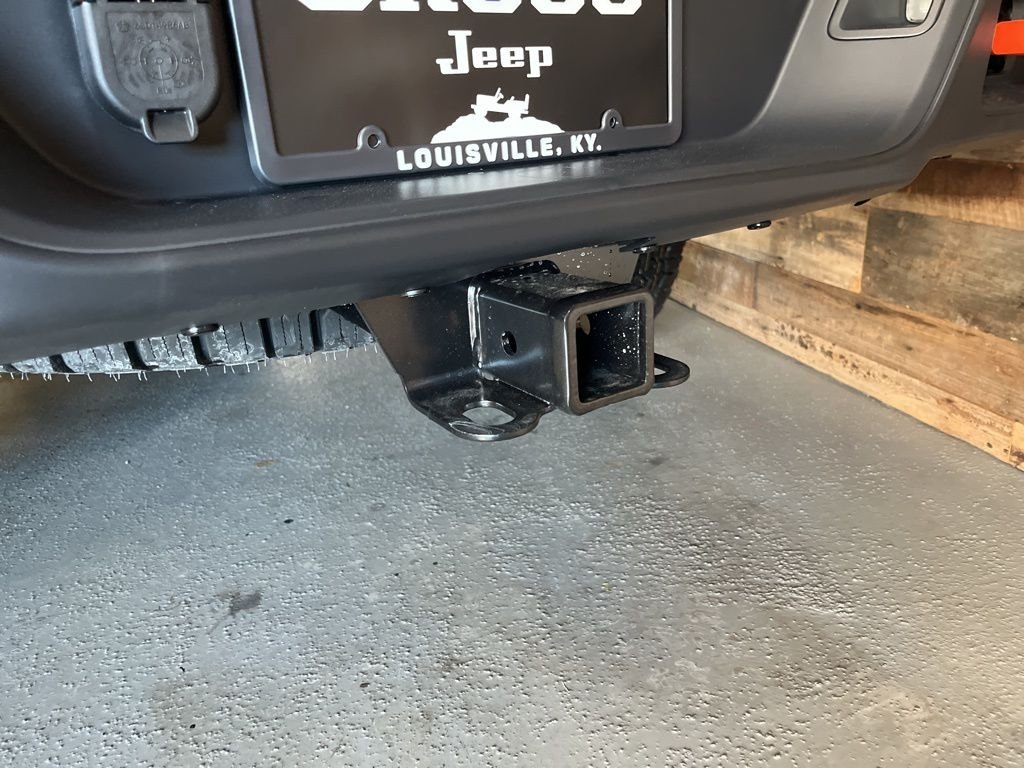 New 2026 Hydro Blue Pearl-Coat Exterior Paint Jeep Mojave image 27