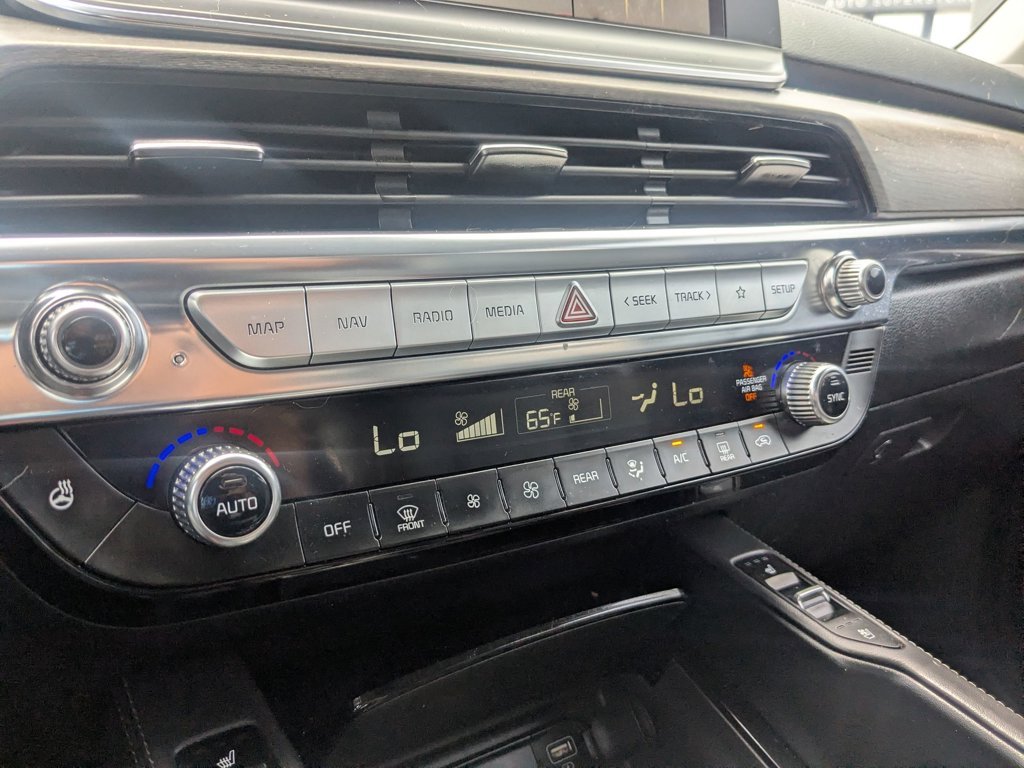 Used 2021 Wolf Gray Kia SX image 19