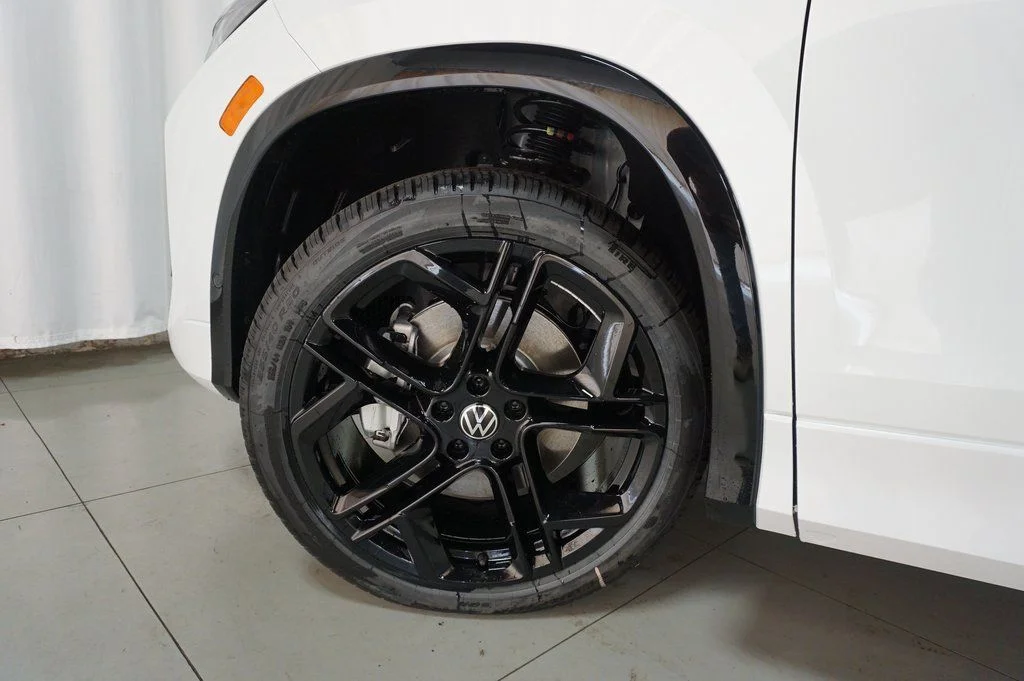 Certified Used 2026 White Volkswagen 2.0T SE R-Line Black image 30