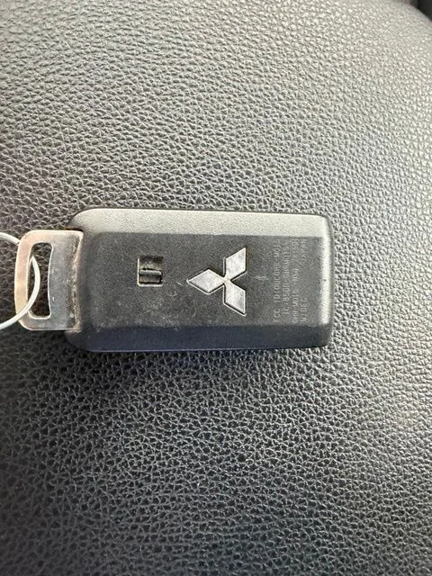 Used 2025 Gray Mitsubishi 2.0 S image 19