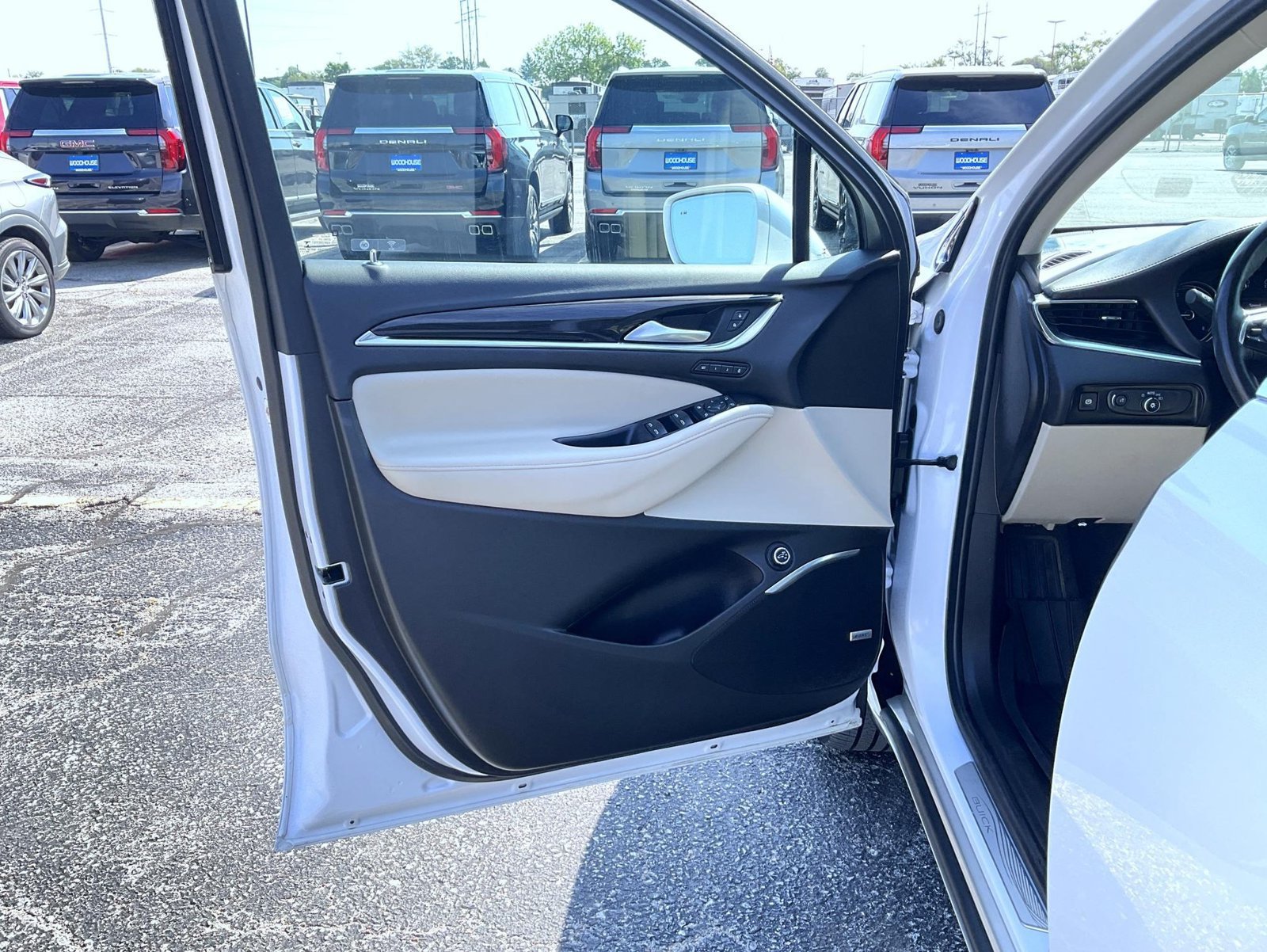 2020 Buick Enclave Premium - Photo 9