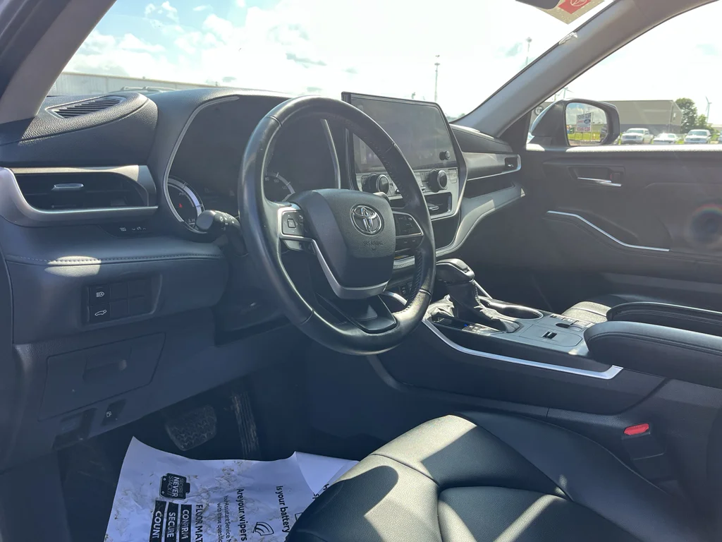 Certified Used 2024 Moon Dust Toyota Hybrid XLE image 13