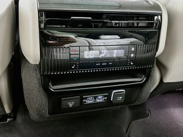 Certified Pre-Owned 2022 Jeep Wagoneer Series I