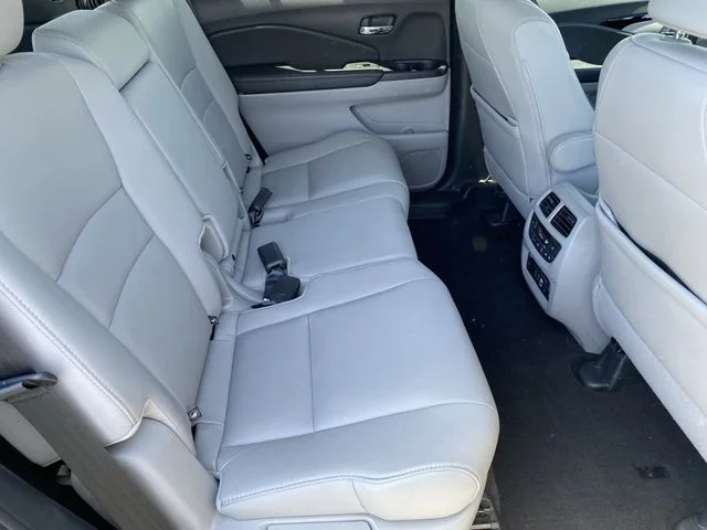 2020 Honda Pilot Touring - Photo 11