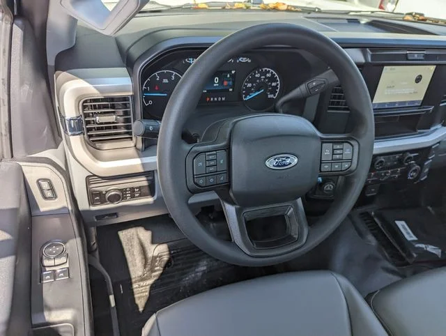 2025 Ford F-250 Super Duty XL - Photo 7