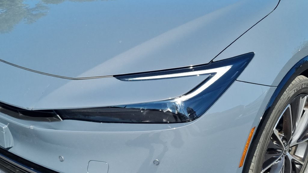 Used 2024 Gray Toyota XLE image 9