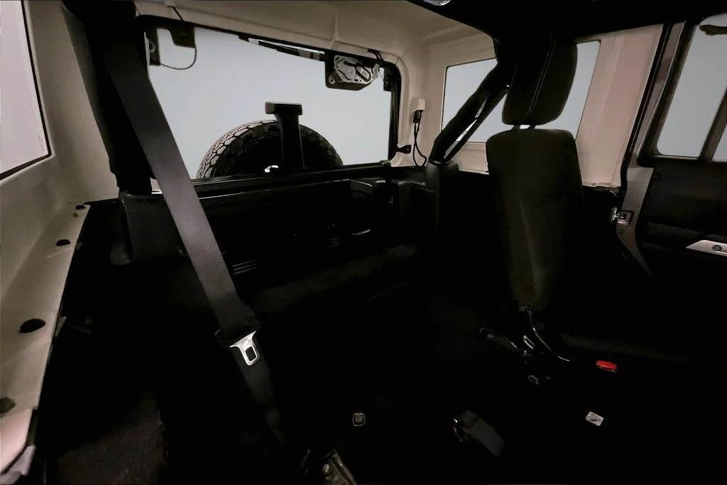Used 2018 Gray Jeep Unlimited Rubicon image 26