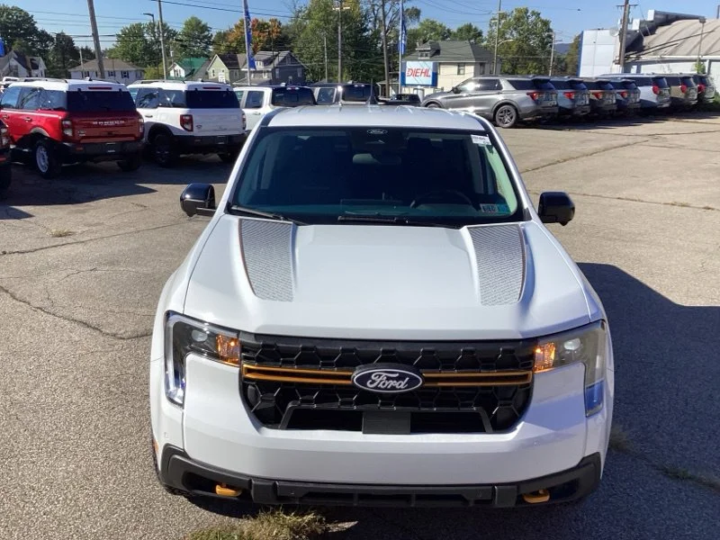 New 2026 Oxford White Ford Tremor® image 4