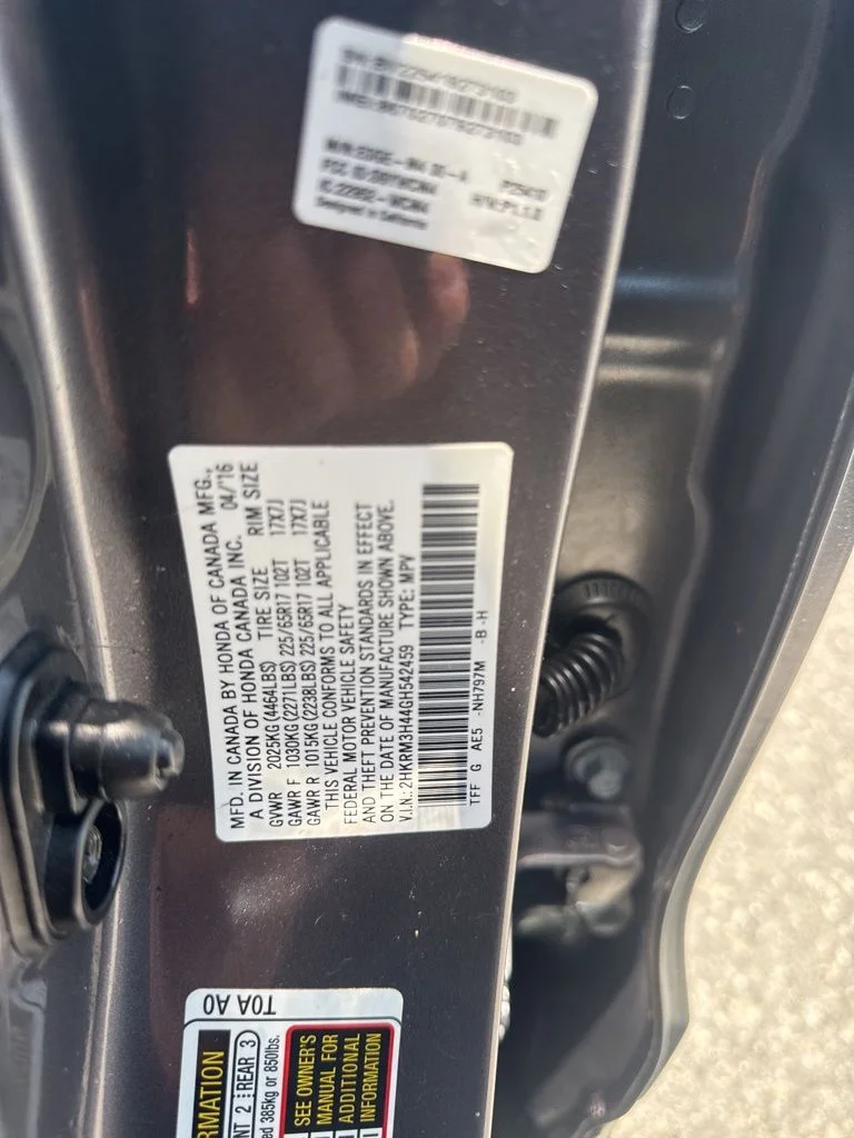 Used 2016  Honda SE image 28