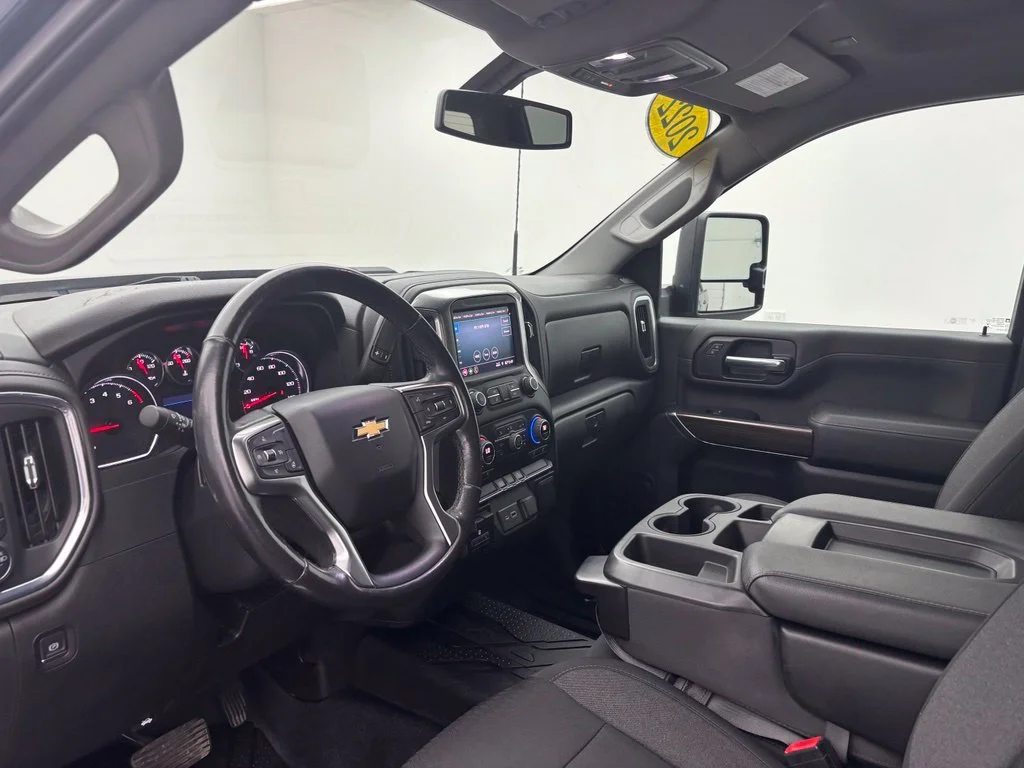 Used 2022 Blue Chevrolet LT image 18