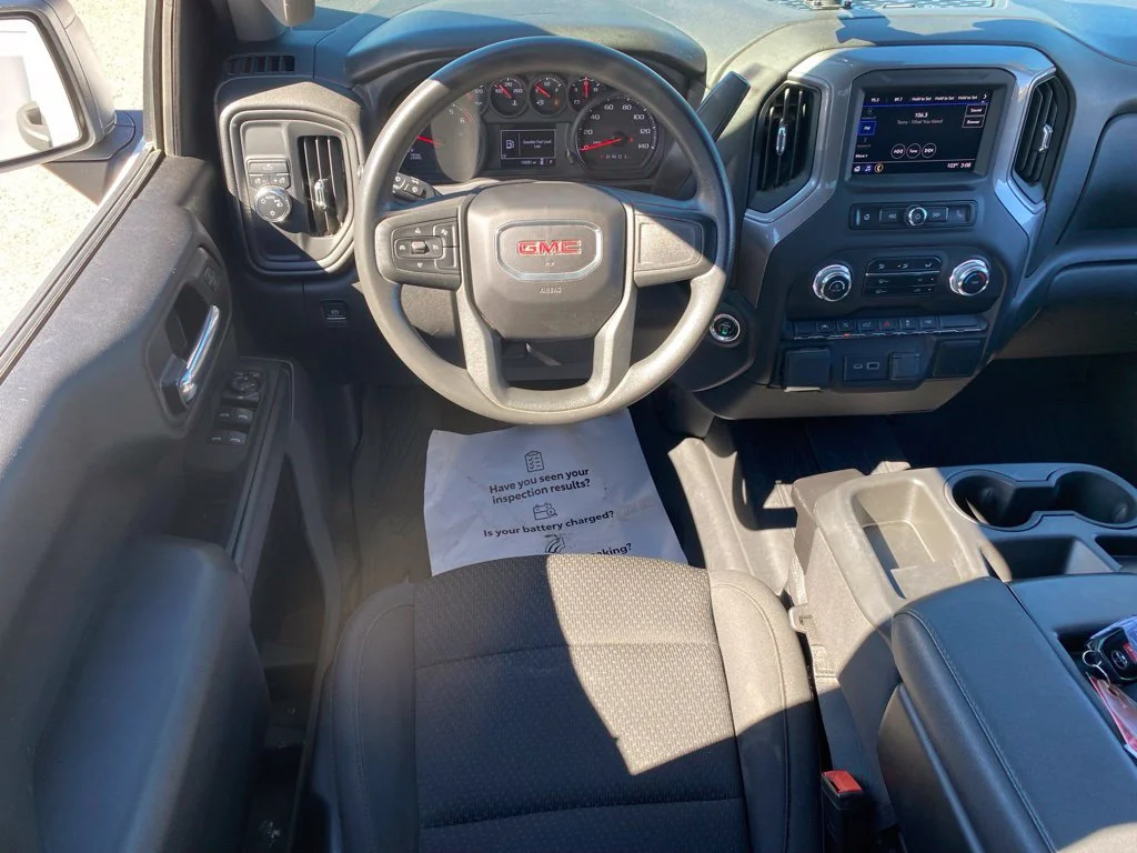 Used 2022 White GMC Pro image 10