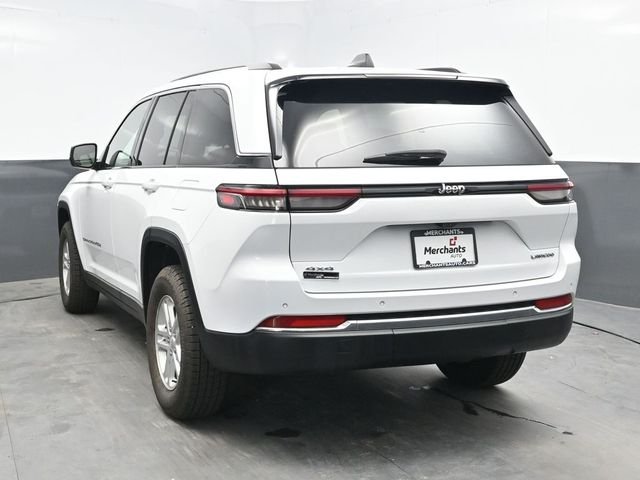 Used 2022 White Jeep Laredo image 5