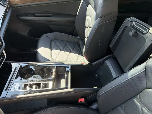 New 2026 White Volkswagen 2.0T SE w/Technology image 21