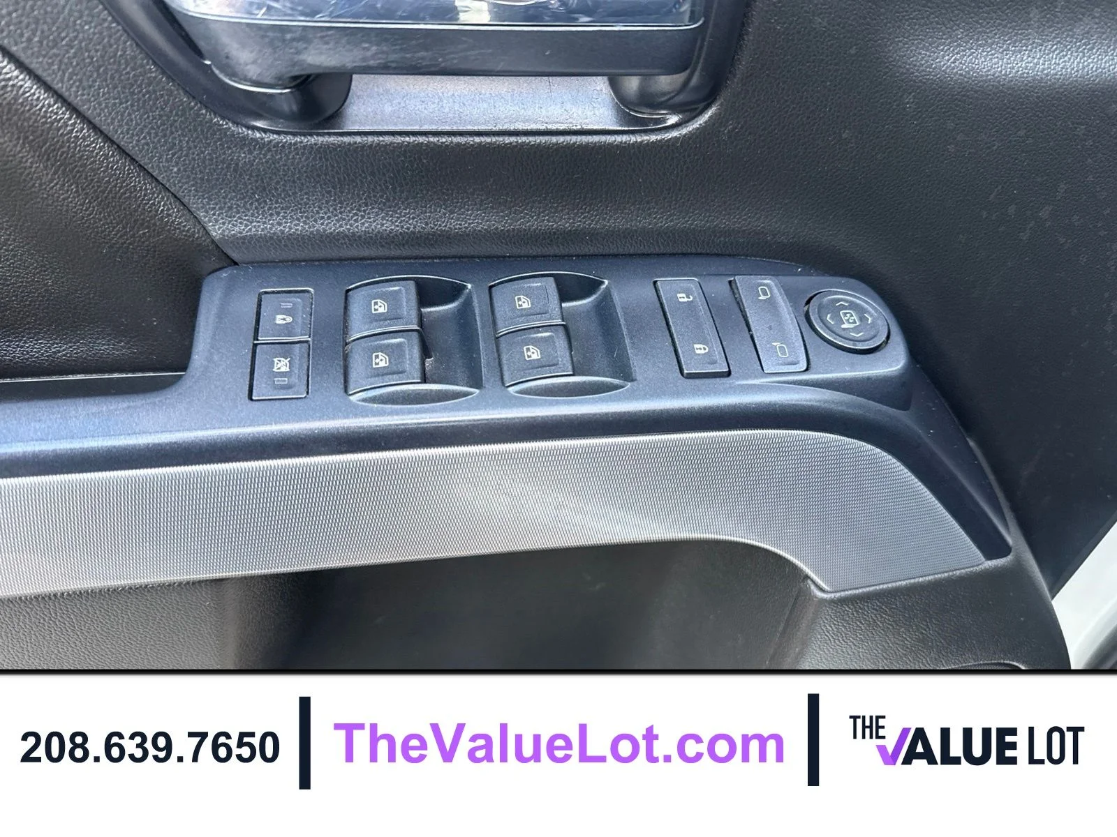 Used 2014 White Chevrolet LT image 20