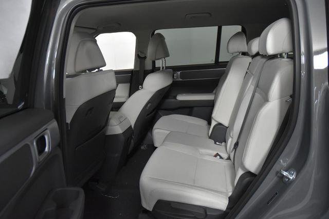 New 2027 Gray Hyundai SE AWD image 78