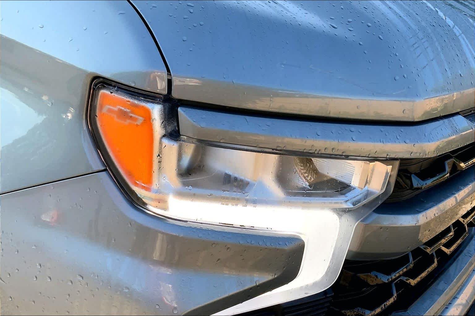Used 2025 Sterling Gray Metallic Chevrolet RST image 27
