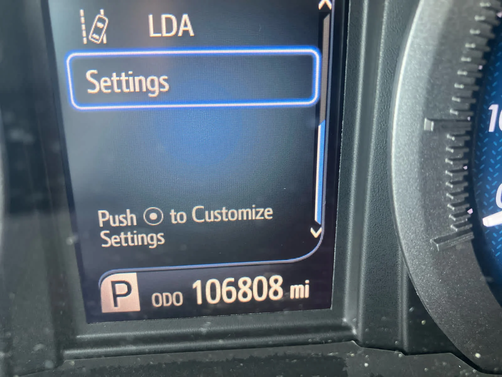 Used 2020 Midnight Black Metallic Toyota XLE image 16