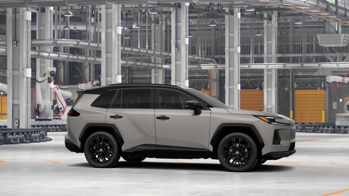 New 2026 Meteor Shower with Midnight Black Metallic roof Toyota XSE image 13