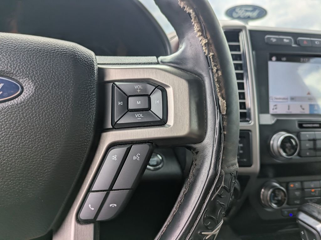 Used 2019 White Ford Platinum image 30