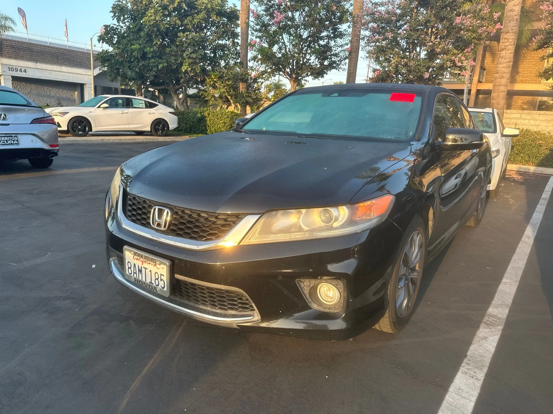 Used 2013  Honda EX-L image 1