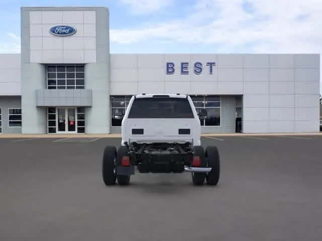 New 2026 Oxford White Ford XL image 8