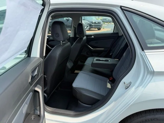 New 2026 White Volkswagen 1.5T SE image 9