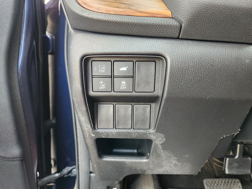 Used 2018  Honda EX-L image 22
