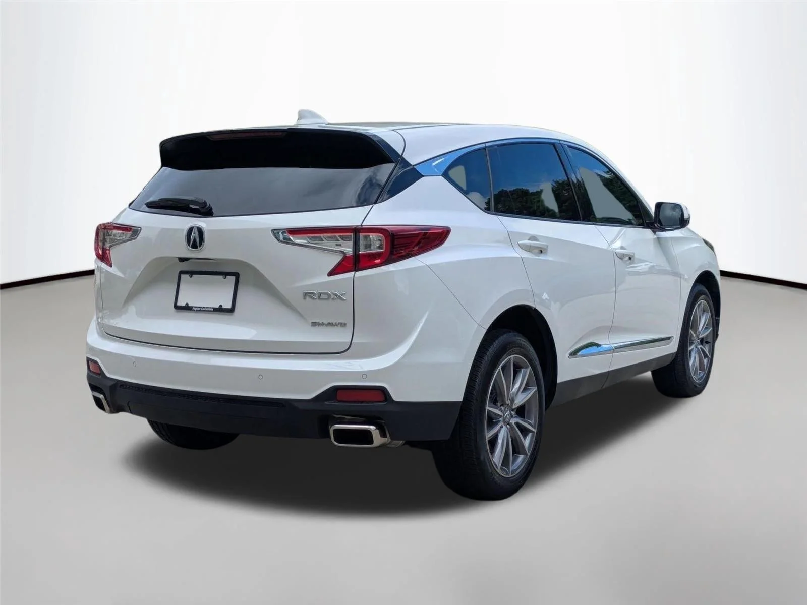 Used 2023 Platinum White Pearl Acura w/Technology Package image 5