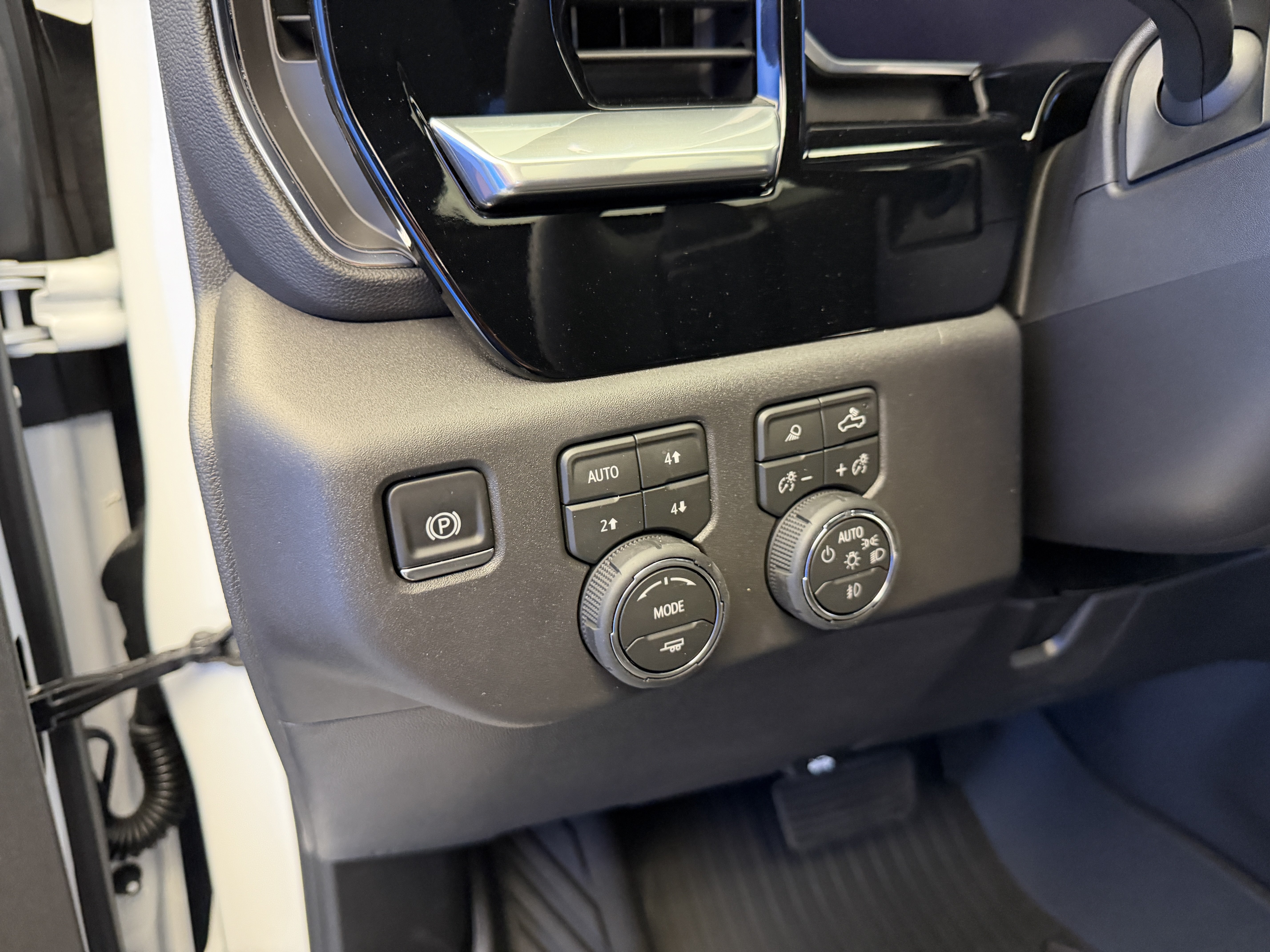 2026 Chevrolet Silverado 1500 LT Trail Boss - Photo 15